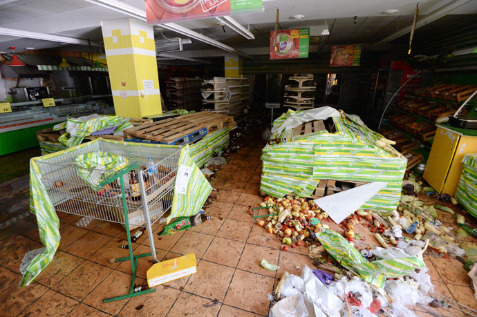 Grocery store in Shakhtersk (RIA Novosti/Mikhail Voskresenskiy)