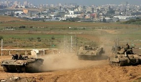 Israeli Tanks, Gaza - File qudsradio.ps